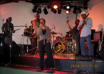 Kenn Lewis With Jahsmin Daley in concert
