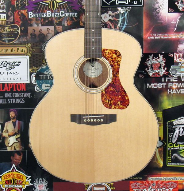 Guild F240 E Acoustic Electric Jumbo Guitar - Natural w/Gig Bag