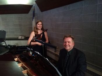 Jay Isaacson with violinist Shannon Iler at Brookfield Lutheran Church.
