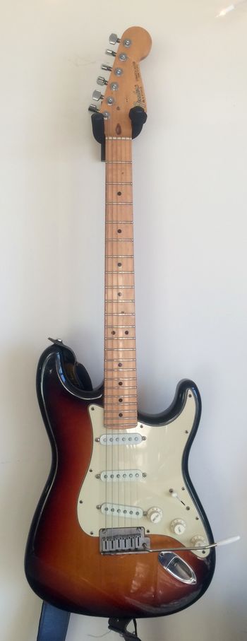1984 Fender American Standard Stratocaster

