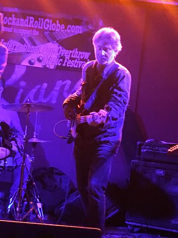 Playing bass with Sonny Lee and the Layovers - Pianos, NYC 11-09-19
