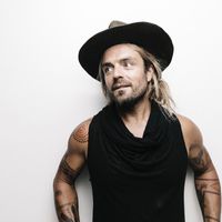 Xavier Rudd with special guest Karin Page