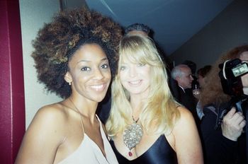 Goldie Hawn & Nadia Turner
