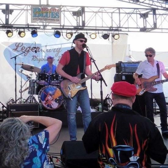 Phil Dirt and the Dozers Photos