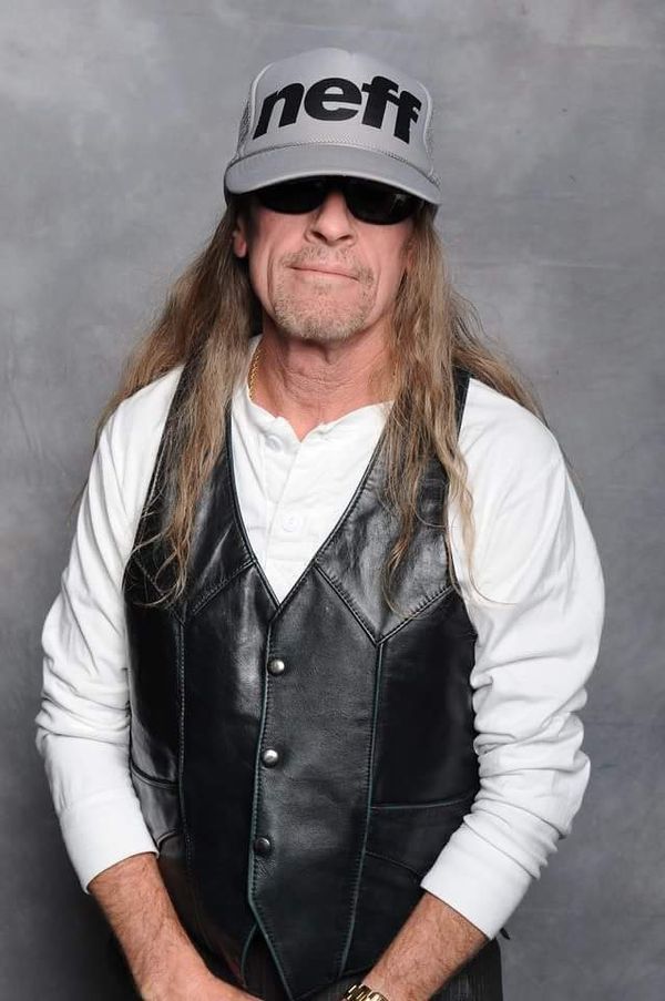 Alan Neff: drummer, vocalist

Alan is a 40 year veteran of the San Diego music scene. Alan's most recent stints have seen him performing with local favorites CHEAP DATE and FX5!
