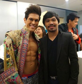MiG & Manny Pacquiao @ BENCH UNIVERSE 2012
