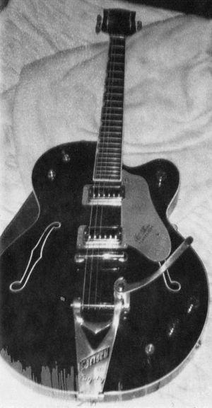 Chet's beloved Gretsch Tennessean. We're sure he wishes he still had this guitar!