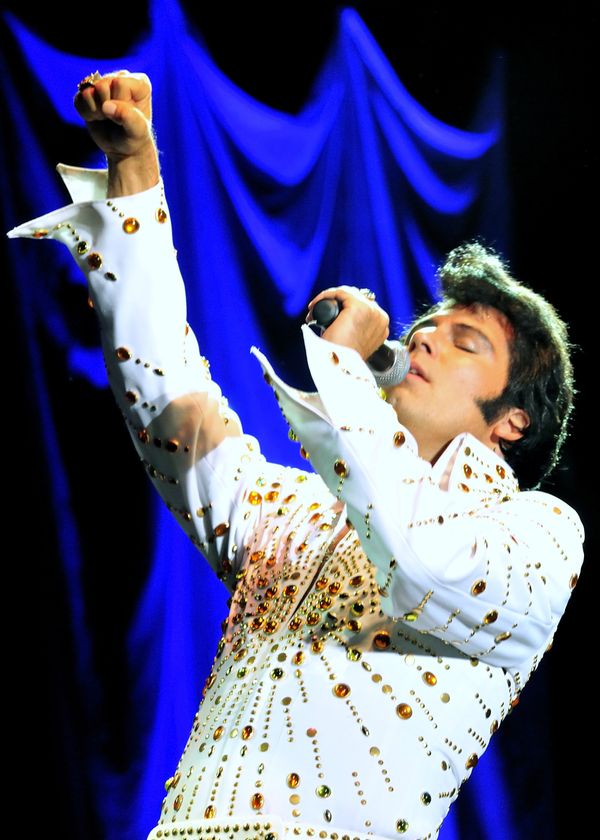 Danny Vernon Illusion of Elvis Presley tribute impersonator Seattle