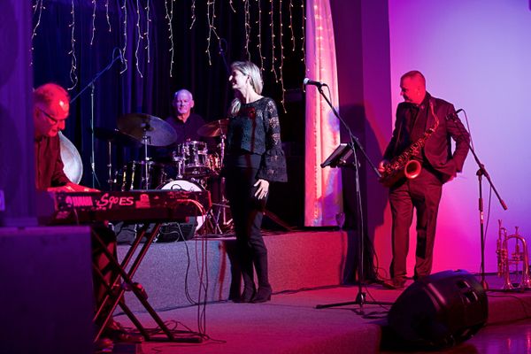 The band from duo to quintet ...entertaining audiences throughout NSW since 2004!
Music and cds onsite