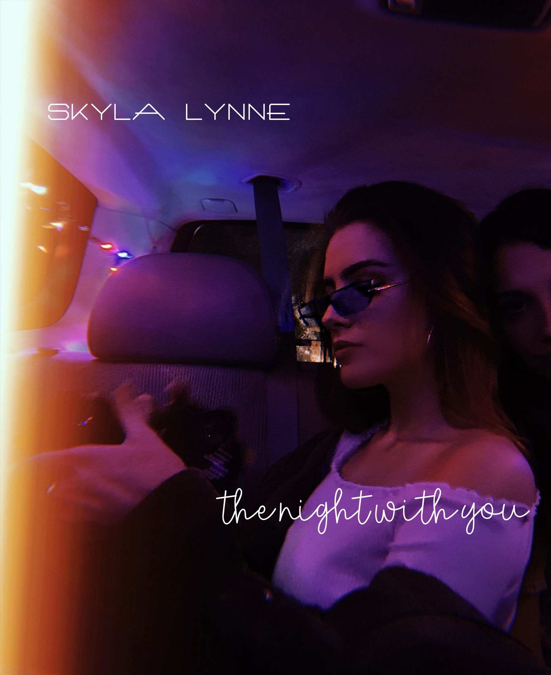 Skyla Lynne - Skyla Lynn: Sexy Pics Of The Seductive Performer