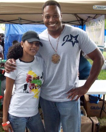 Jamaican Star Casey and AnkhMaa founder of Ginger Bliss If you dont know find out. Ginger bliss is the best juice ever.

