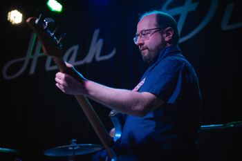 Jeff Colchamiro on bass. Photo by Dylan Randolph
