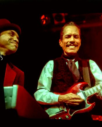 Swang and Shuggie Otis on stage in Williamsburg, Brooklyn 2013. Photographer unknown.
