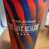 MDLD logo silicone pint glass