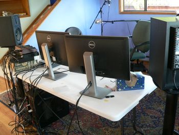 Small but powerful recording setup 2.
