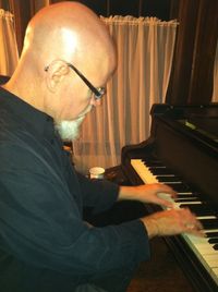 Dave Dewitt, Galion, OH. Keyboards
