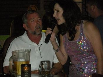 Ron sings along with Miche!
