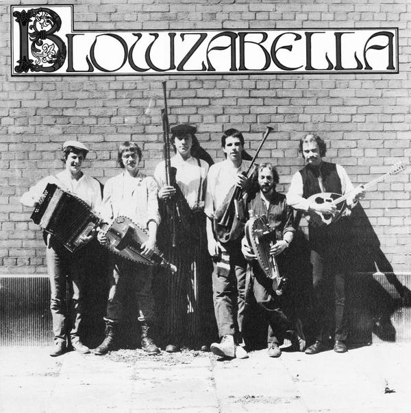 Blowzabella. The first album. Traditional Dance Music. 1982. Left to right: Dave Roberts, Cliff Stapleton, Jon Swayne, Paul James, Sam Palmer, Chris Gunstone.