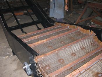 Flex-Chain Belt installed into conveyor.
