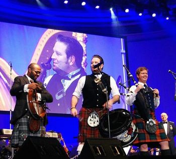 The American Rogues with the United States Air Force Symphony at DAR Constitution Hall, Washington, D.C. Photo by Wayne David.
