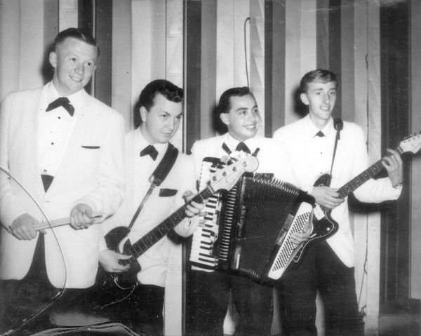 Peony Park Christmas Prom
Bill Wakefield * Ronny Tuccitto * JRG
and Joe Cohan The U-NEEKS 1964