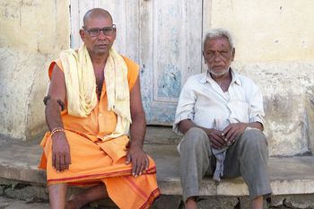 2 men in Ganeshpuri
