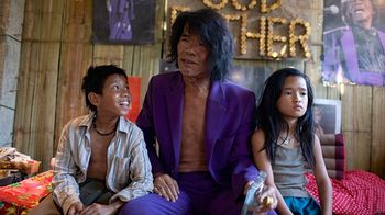 Sitthipon Disamoe as Ahlo, Thep Pognam as Purple & Loungnam Kaosainam as Kia in "The Rocket", photo by Tom Greenwood
