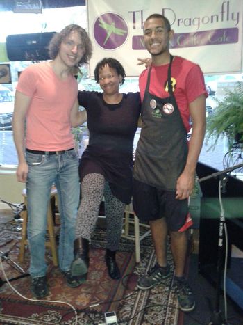 with Vonni (aka Phenomenal Risen Woman) & recurve at the Dragonfly Cafe
