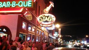 Broadway, Nashville TN