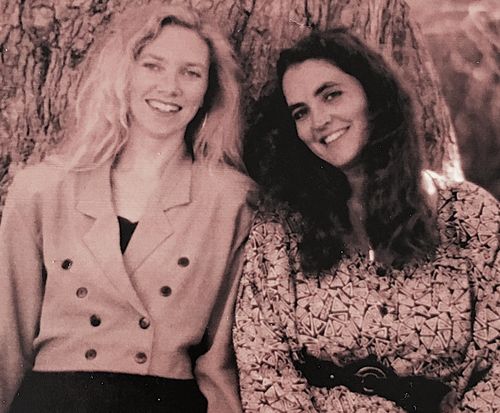'90s Duo "Lingo Sisters" Meg Tennant & Janet Lillian Russell