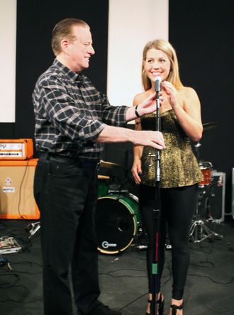Stage coaching with Nashville/LA singer/songwriter Katie Garfield working on mic technique