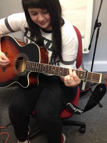 Jade: Guitar Training. Guitar Lessons in Southampton with Jimmy Alford
