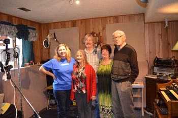 The middle section - Jacqueline Cadarette, Alice Hesselrode, Robert Hubbard, Bonnie Reynolds and Bill Hutshison
