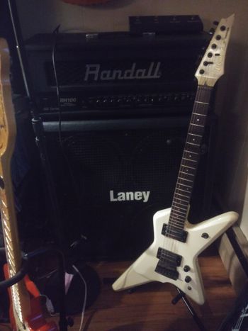 The newest residents  of KGS - 1984 Ibanez Destroyer DT250 with Randall 100W head and Laney 4-12
