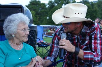 Bartlee singing to a very special fan, Villa Rica 7/14/12
