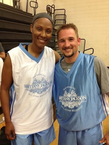 Bartlee with Chamique Holdsclaw
