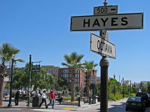 The building I lived in was on this corner. I don't have a picture of it from my past and today it looks completely different. 