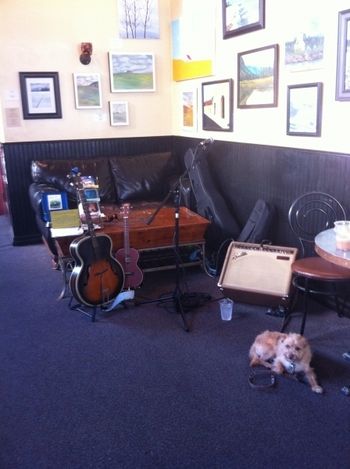Coeur D'Alene, ID coffeehouse with road dog.
