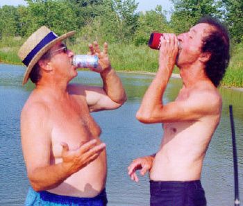 The only picture I ever had of Joe...each year he'd stay with Harry during the Rock and Roll reunion...this pic shows the difference between drinking Coors Lt and Bud Heavy. Rest in piece you guys