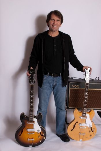 ALW with his Epiphone Casinos.
