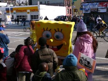 Sponge Bob and some kids!!!
