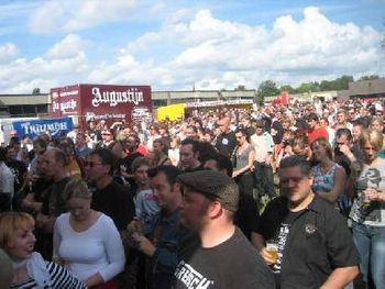 The Crowd at Rockabilly Day Belgium
