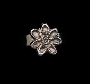 Daisy Ring for Enameling - SOLD
