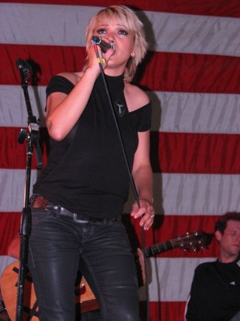 Show For Wounded Warriors (4)
