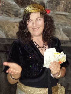 Lisa B_Lisa Bernstein_clairvoyant tarot reader