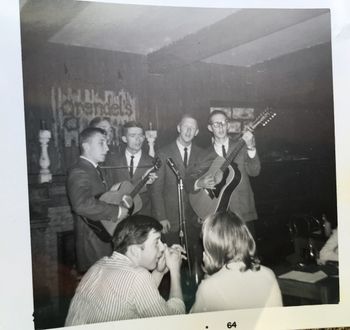 Shady Grove Singers Greg, Eddie Euler, Tom Jamison, John Duner, & Rick Bartosek at Grendel's Fen in Wheaton, IL (1964)
