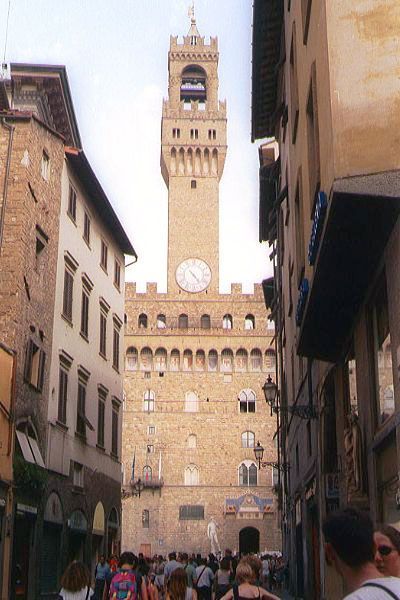 14_09_58---Palazzo-Vecchio--Florence_web.jpg