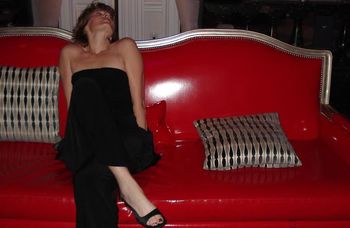 red_couch1
