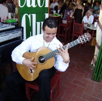 Classical guitarist Ruben Reyes
