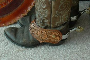 Hand tooled Spur Leather

